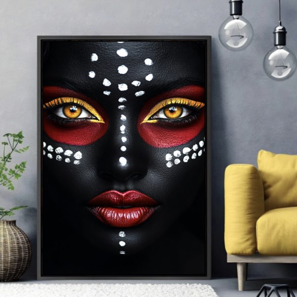 Portrait Symétrique de Disha Patani - Déesse Africaine en Rouge et Jaune