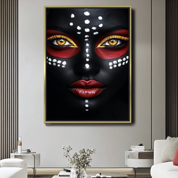Portrait Symétrique de Disha Patani - Déesse Africaine en Rouge et Jaune