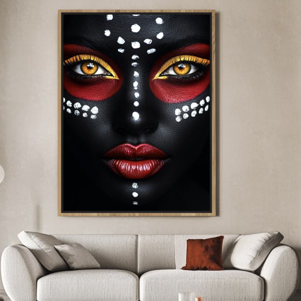 Portrait Symétrique de Disha Patani - Déesse Africaine en Rouge et Jaune