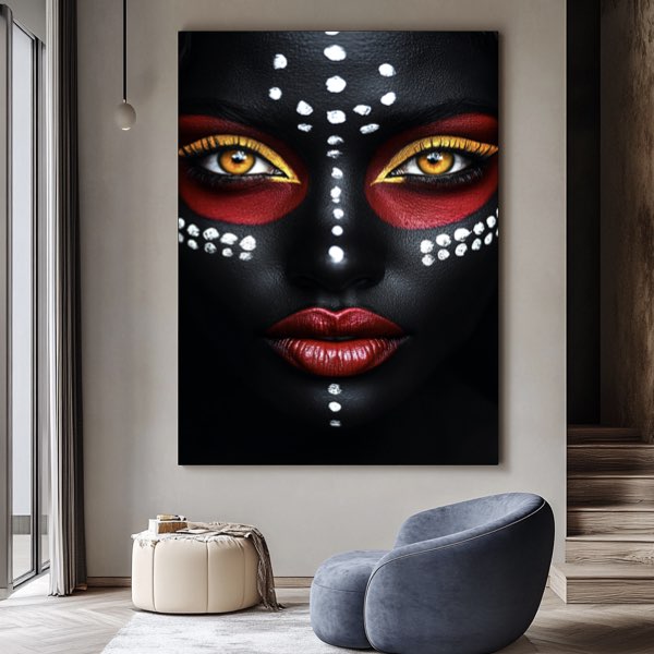 Portrait Symétrique de Disha Patani - Déesse Africaine en Rouge et Jaune